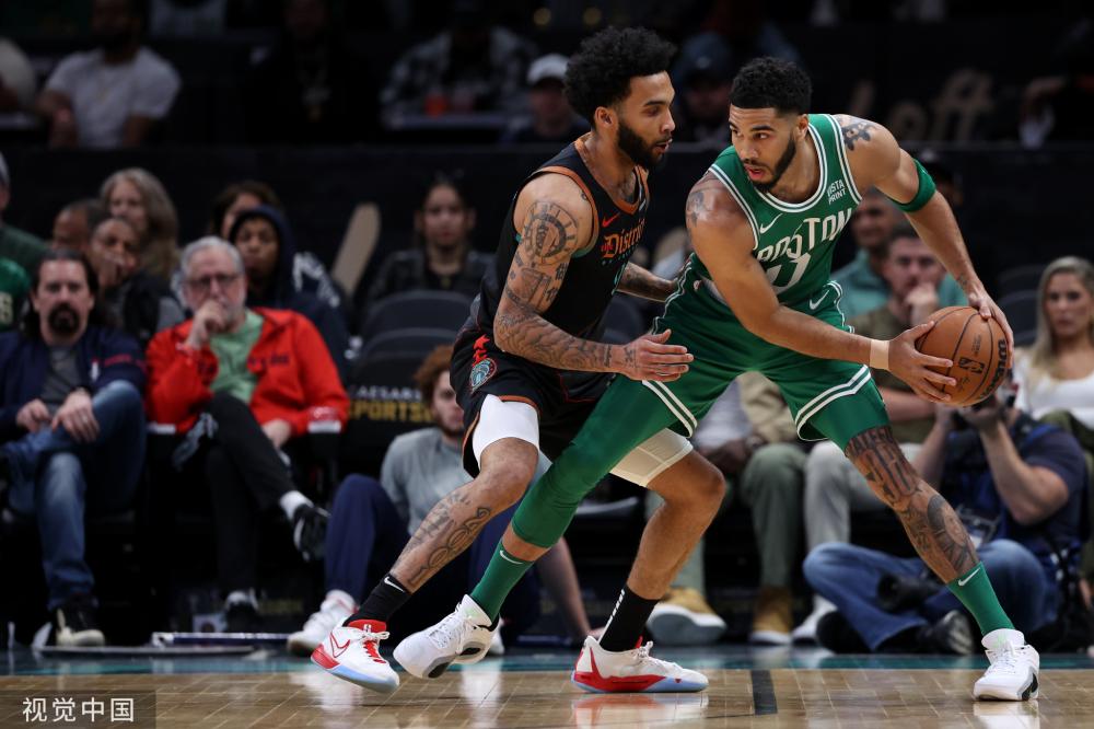 体育竞技中 体育竞技中